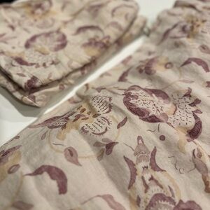 Garnet Hill king size, linen, duvet, cover, and matching standard size shams